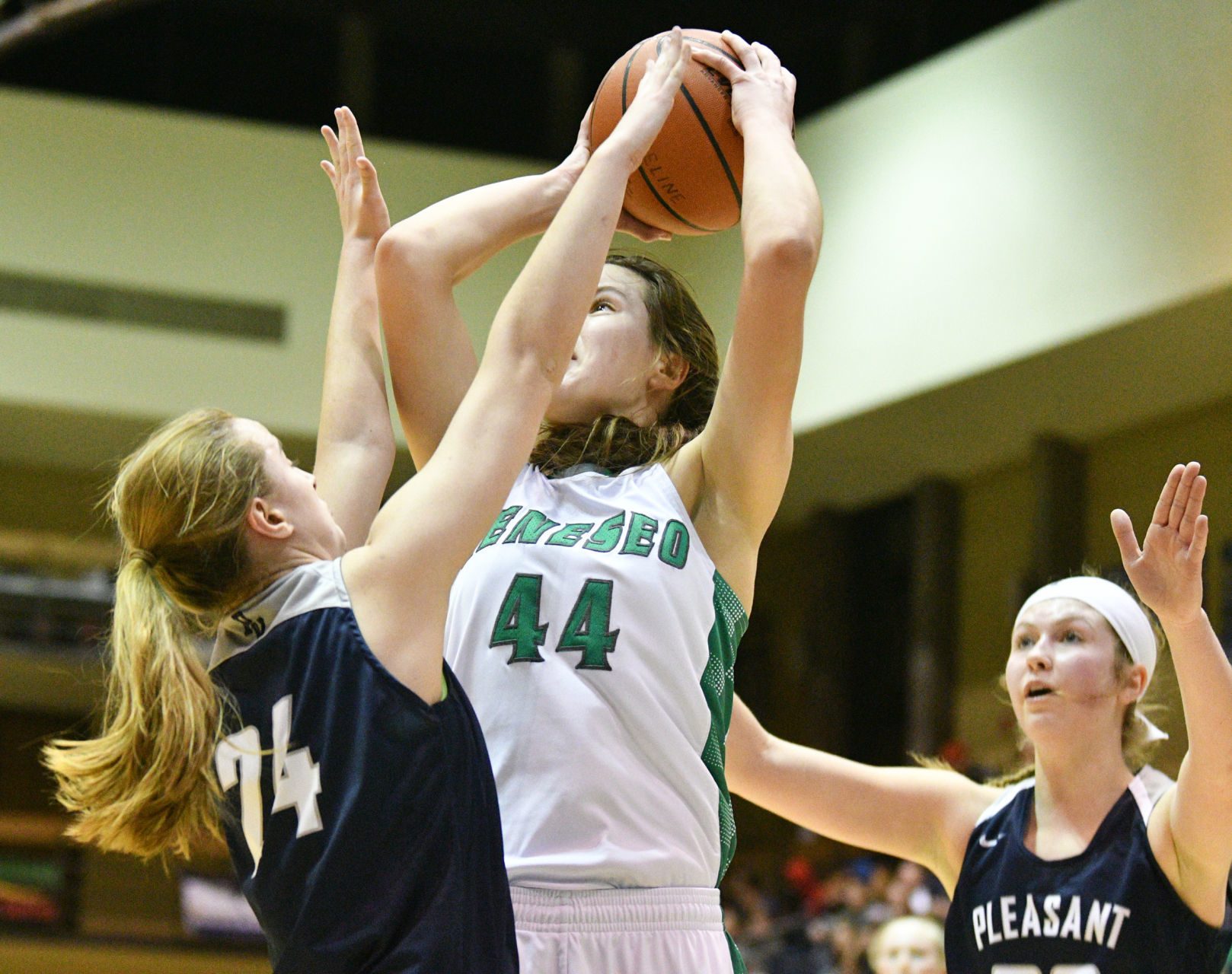 IHMVCU Shootout - Pleasant Valley vs Geneseo